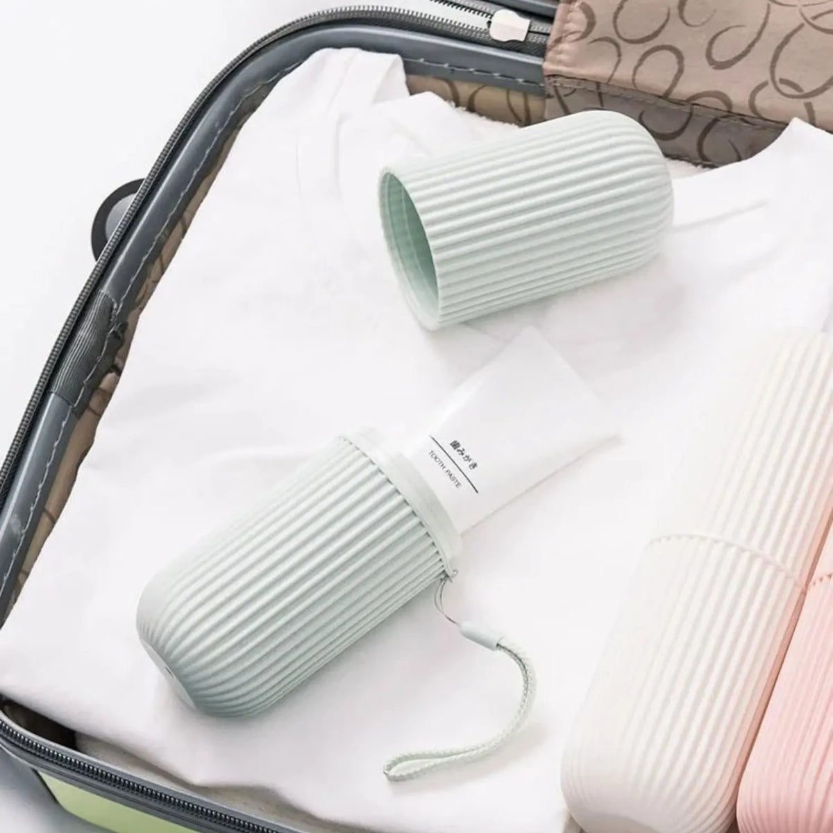 tasse dents réutilisable moderne rayées gris rose vert pastel respectueux environnement