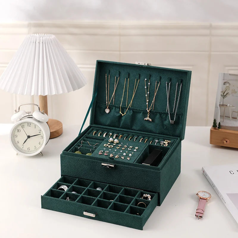 Intérieur de la boîte de rangement montrant les 6 emplacements avec coussins en éponge