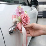 décorations florales voiture mariage roses orchidées rubans satinés rétroviseur bleu rose rouge blanc