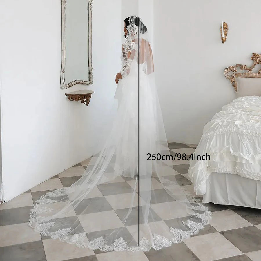 voile mariée mantilla dentelle polyester blanc élégant fixation inclusion jupe transparente