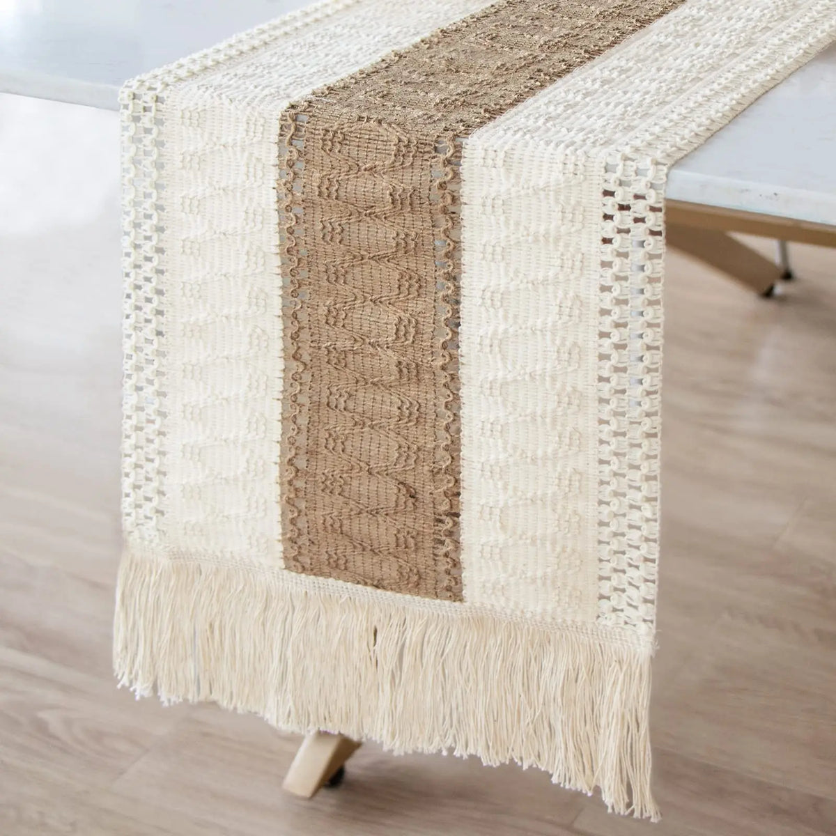 nappe bohème tressée franges crème marron dentelle rustique table