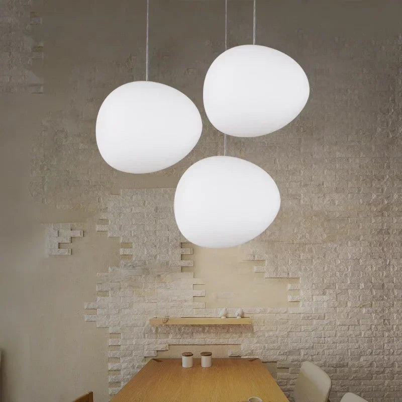 Suspension lumineuse moderne pierre verre blanc opaque câble suspendu chambre salon étude lumière chaude