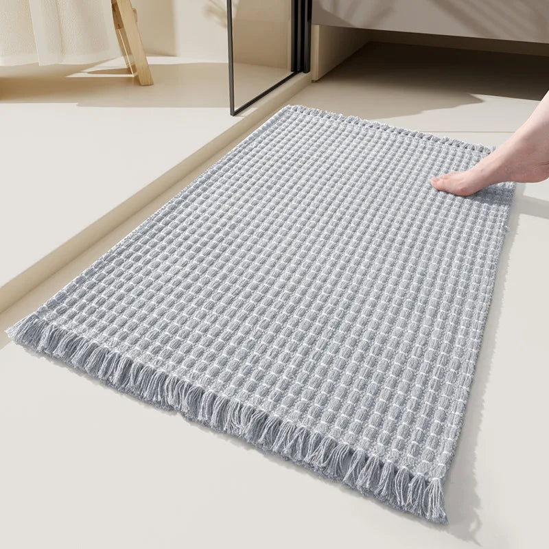 tapis bain beige noir gris clair tissé franges antidérapant résistant décoloration moderne confortable sol