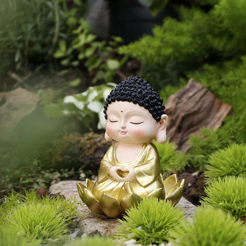 statue bouddha résine dorée lotus zen décoration intérieure spirituelle ornement religieux chambre meditation pli