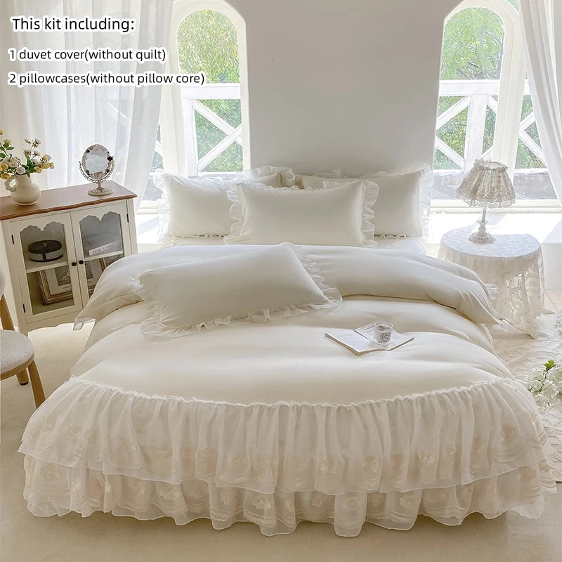 ensemble literie rose clair broderies fleurs dorées fronces blanches romantique doux pièces housse couette