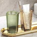 verres dents moderne élégants vert olive doré gris fumé rayures verticales transparents accesoires salle