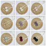 accessoires fenetre bracelet rideau noir bleu clair rose pâle fleurs decoratif romantique opacité tissu