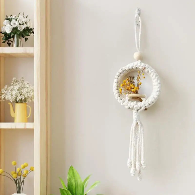 support mural macramé blanc tissé main boho artisanal crochet métal fleurs séchées
