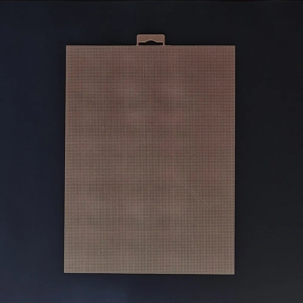 tissu broderie grille points réguliers noir blanc bleu brun peinture décoratif utilitaire