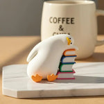 figurine canard blanc jaune rose vert bleu moderne adhésif étagère livres chambre enfant bibliophile