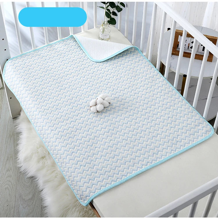 drap lit bébé multicolore voitures animaux imprimé bleu blanc coeurs étoiles lunes jaune