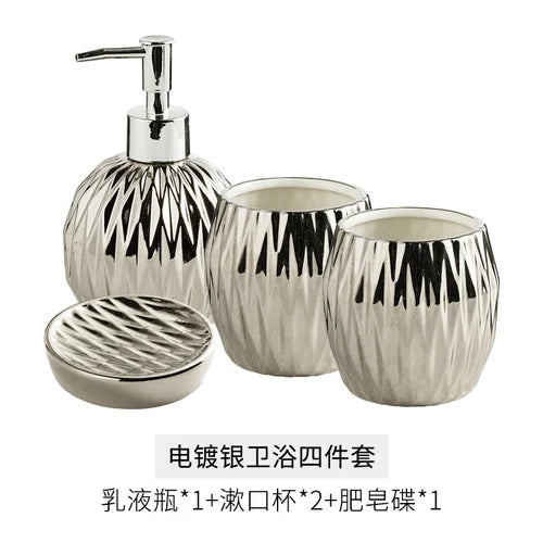 ensemble bain moderne or noir blanc distributeur savon tasse plateau élégant