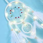dreamcatcher bohème led plumes semi transparentes toile tissée colorées suspension