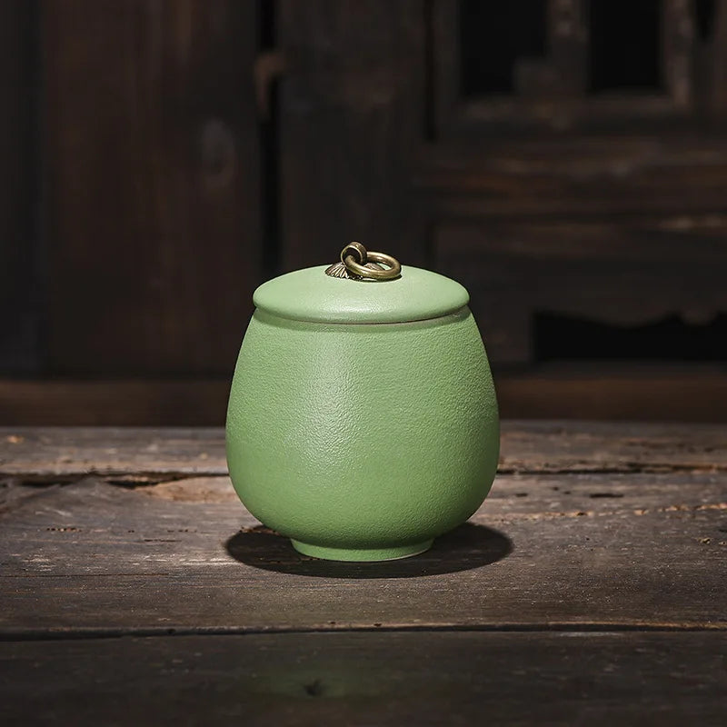 pot thé céramique classique poignée métallique couvercle texture grainée décoratif