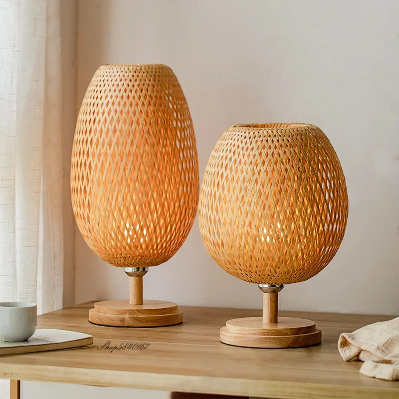 Lampe de chevet en bambou bleue