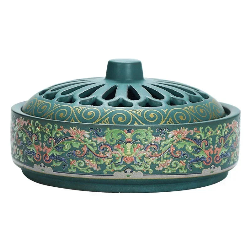 bougie parfumée spirale artisanale couleurs vert or rouge bleu motifs floraux traditionnels apaisants relaxants