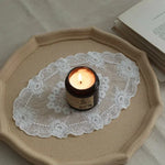 serviettes table brodées dentelle florale classique romantique blanc beige tissu rond opaques