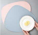 tapis table moderne cuir synthétique imperméable cuisine repas couleur grise