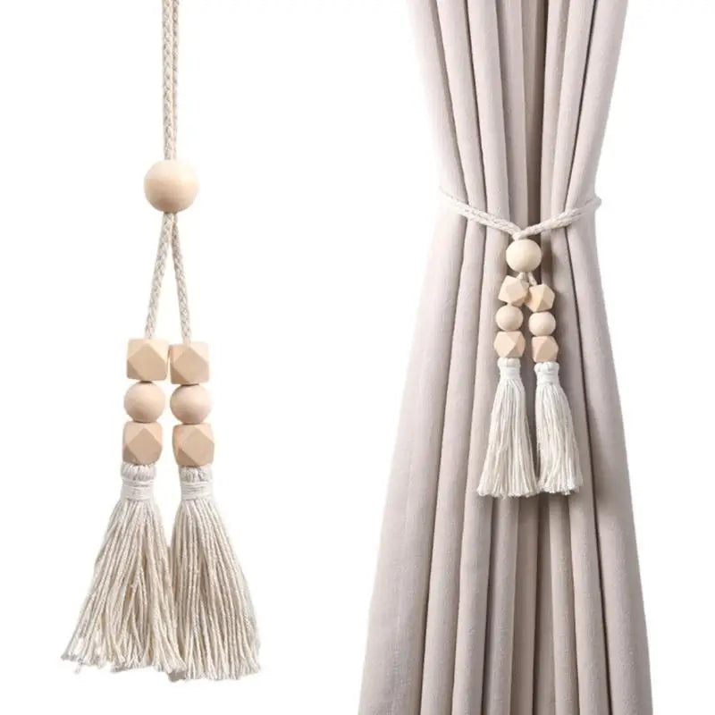 rideau polonais moderne beige uni bois pompons coton accessoires cotonnants