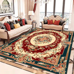 Ce tapis oriental coloré avec des motifs floraux et géométriques apporte une touche de luxe et d'élégance à ce salon meublé avec style.