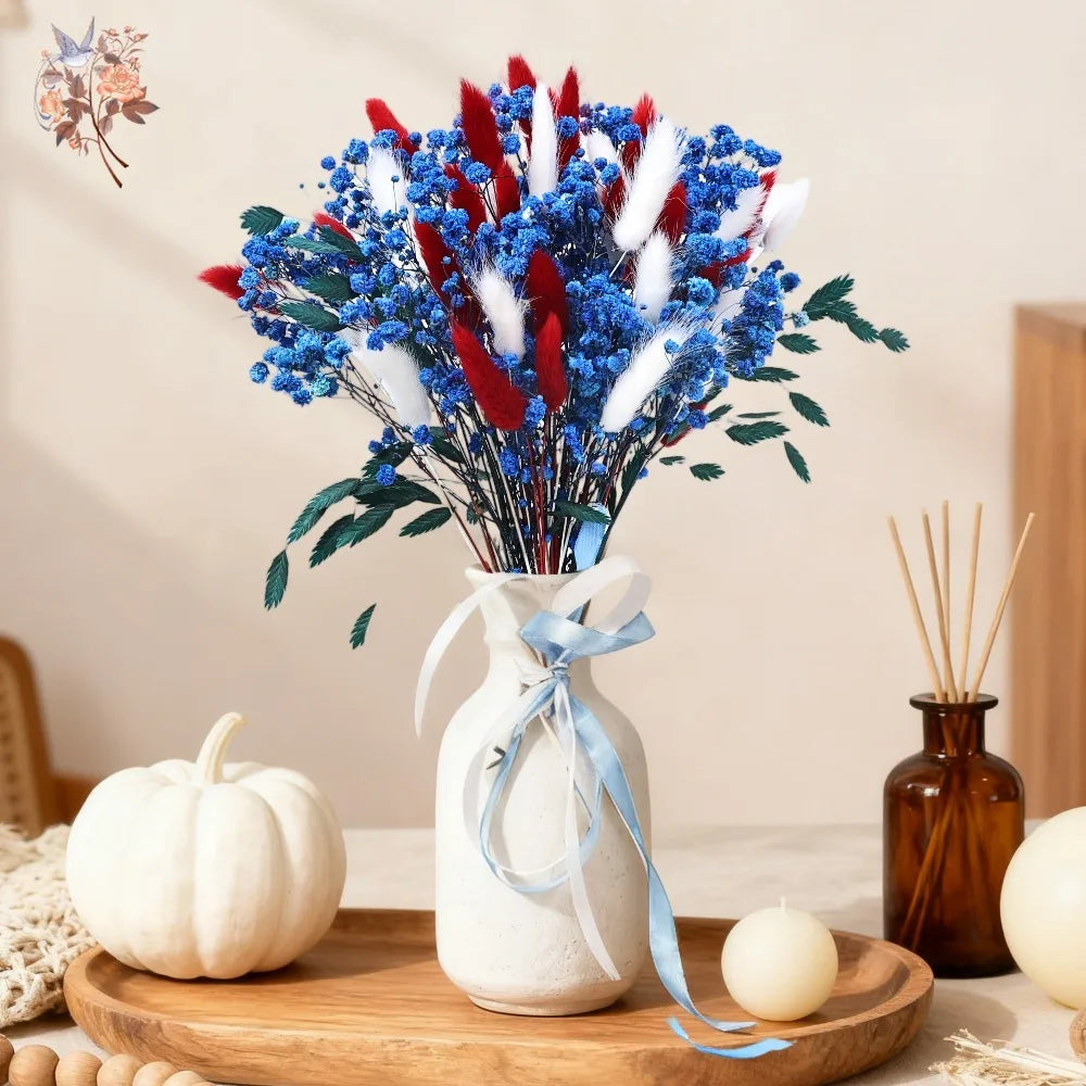 bouquet dried flowers rouge blanc bleu vert feuilles fleurs plumes ruban bleu naturel rustique