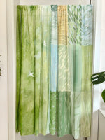 rideau semi transparent vert motif végétal aquarelle fenêtre intérieur décoration artistique nature