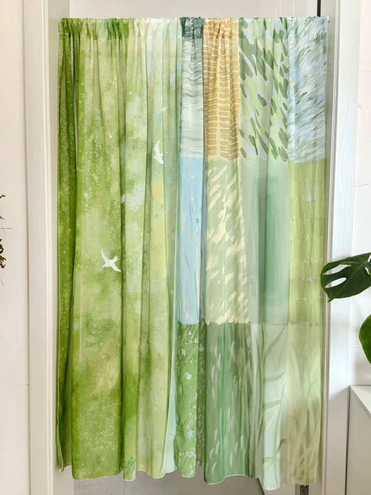 rideau semi transparent vert motif végétal aquarelle fenêtre intérieur décoration artistique nature