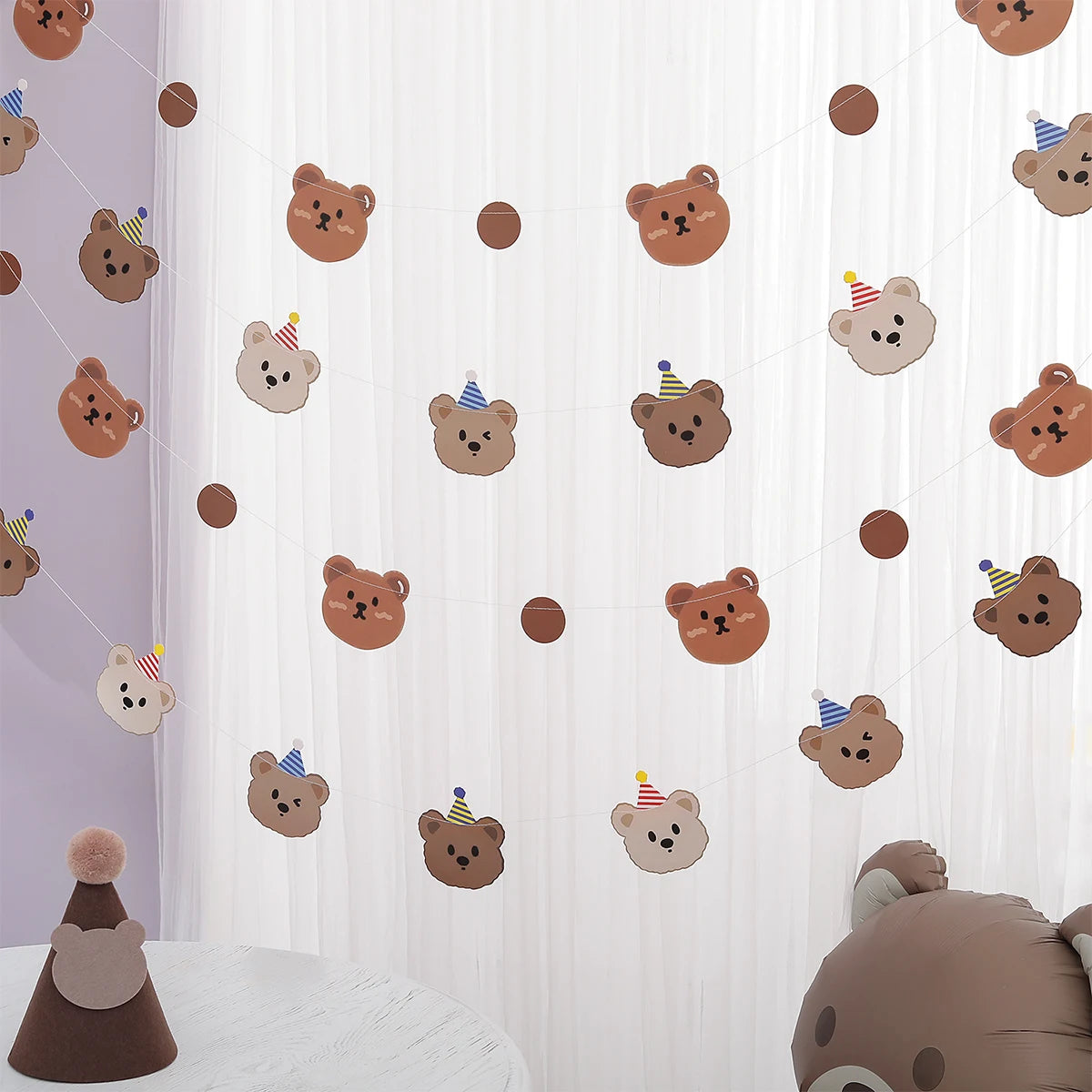 guirlande anniversaire cartoon nounours chapeau fête clips marron blanc bleu jaune