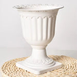 vases decoratifs fleurs artificielles classique blanc motifs sculptes différentes tailles