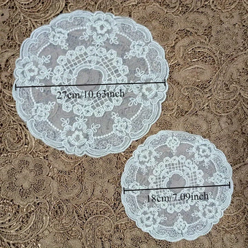 serviettes table blanc dentelle florale classique opaques polyester coton usage quotidien festive
