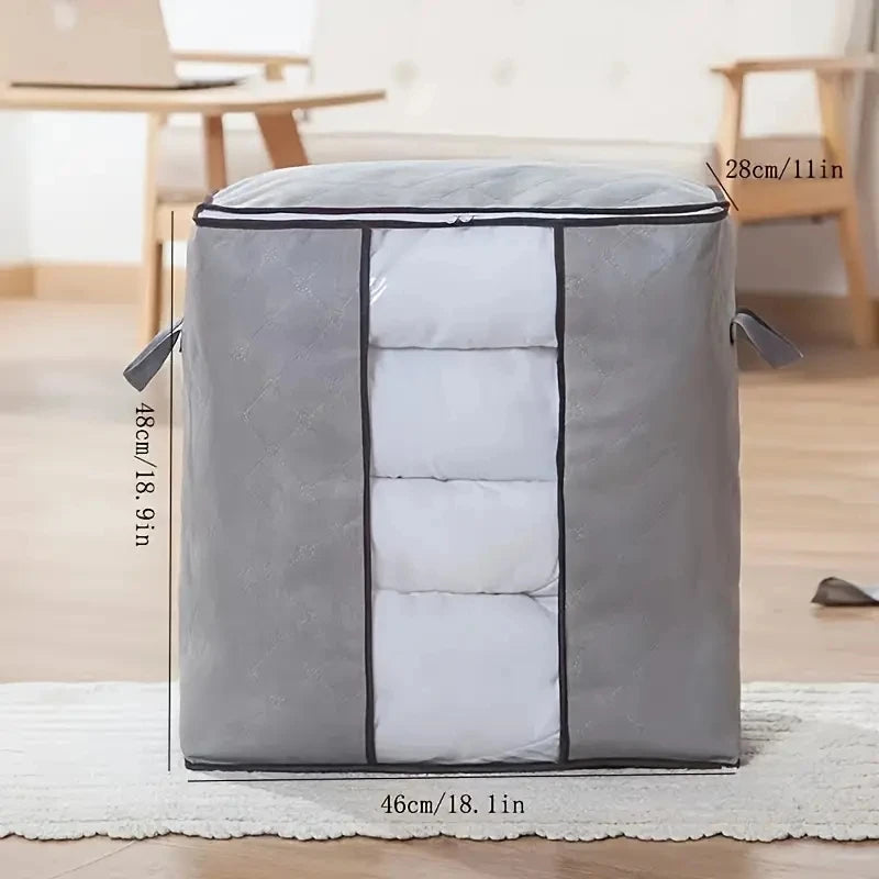 Sac de rangement pour couette gris clair montrant la poignée et la fenêtre
