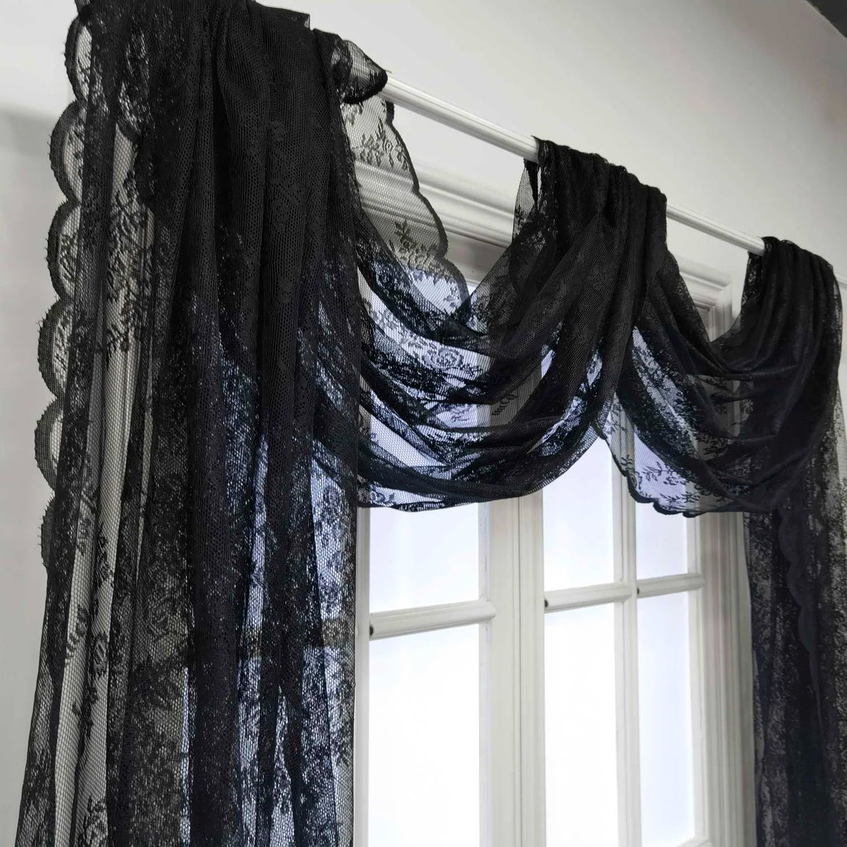 rideau dentelle noir transparent classique élégant romantique intérieur décoration fenêtre polyester