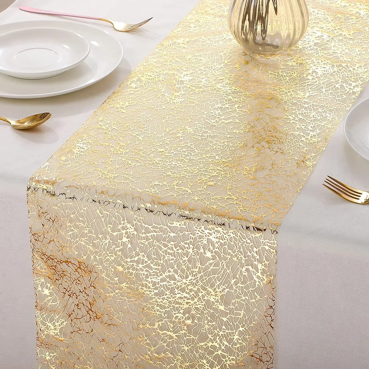 table chevet dorée feuilles semi transparente printemps été automne hiver festive élégante decoration maison
