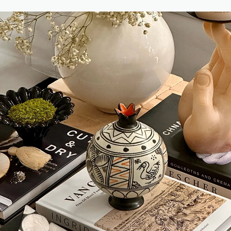 vase art déco oiseau stylisé motifs géométriques noir blanc orange