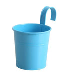Pots fleurs suspendus vintage couleurs rose bleu jaune violet orange anneaux métalliques retouches