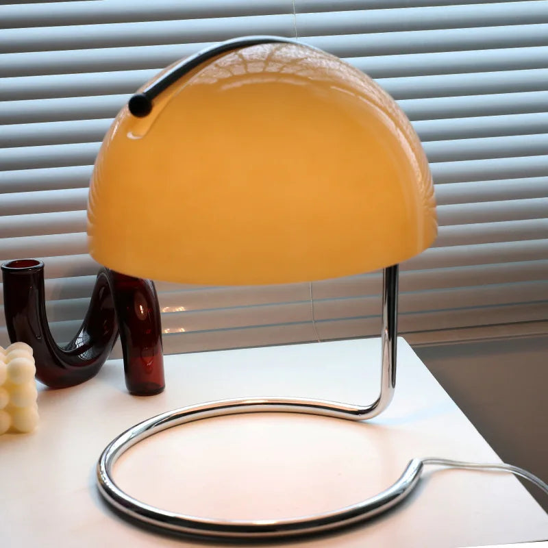 Lampe champignon rose design verre sur table