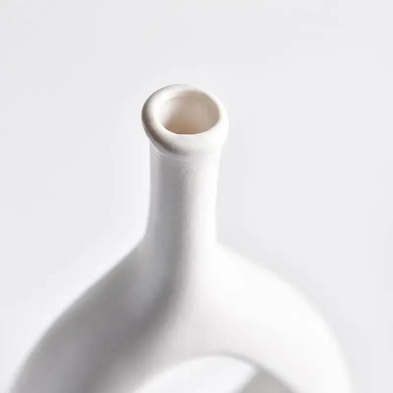 vase moderne blanc céramique table decoration intérieur art contemporain simple