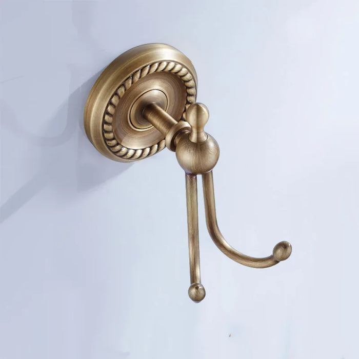 accessoires salle bain or antique finement ciselées classiques porte serviettes verres savon brosse dents