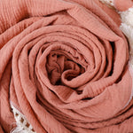 couverture bébé coton géométrique rose clair jaune bleu beige moderne douce bébé enfant tranches