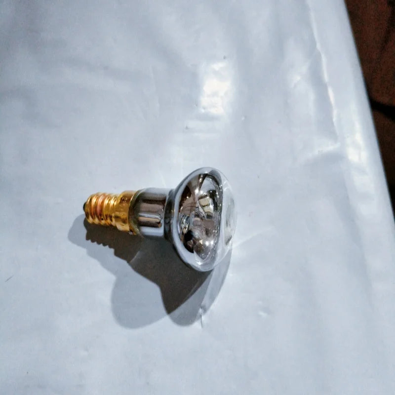 ampoule incandescente transparente dorée classique blanc chaud 2700k 3500k 30w 230v fixée émettant étincelles
