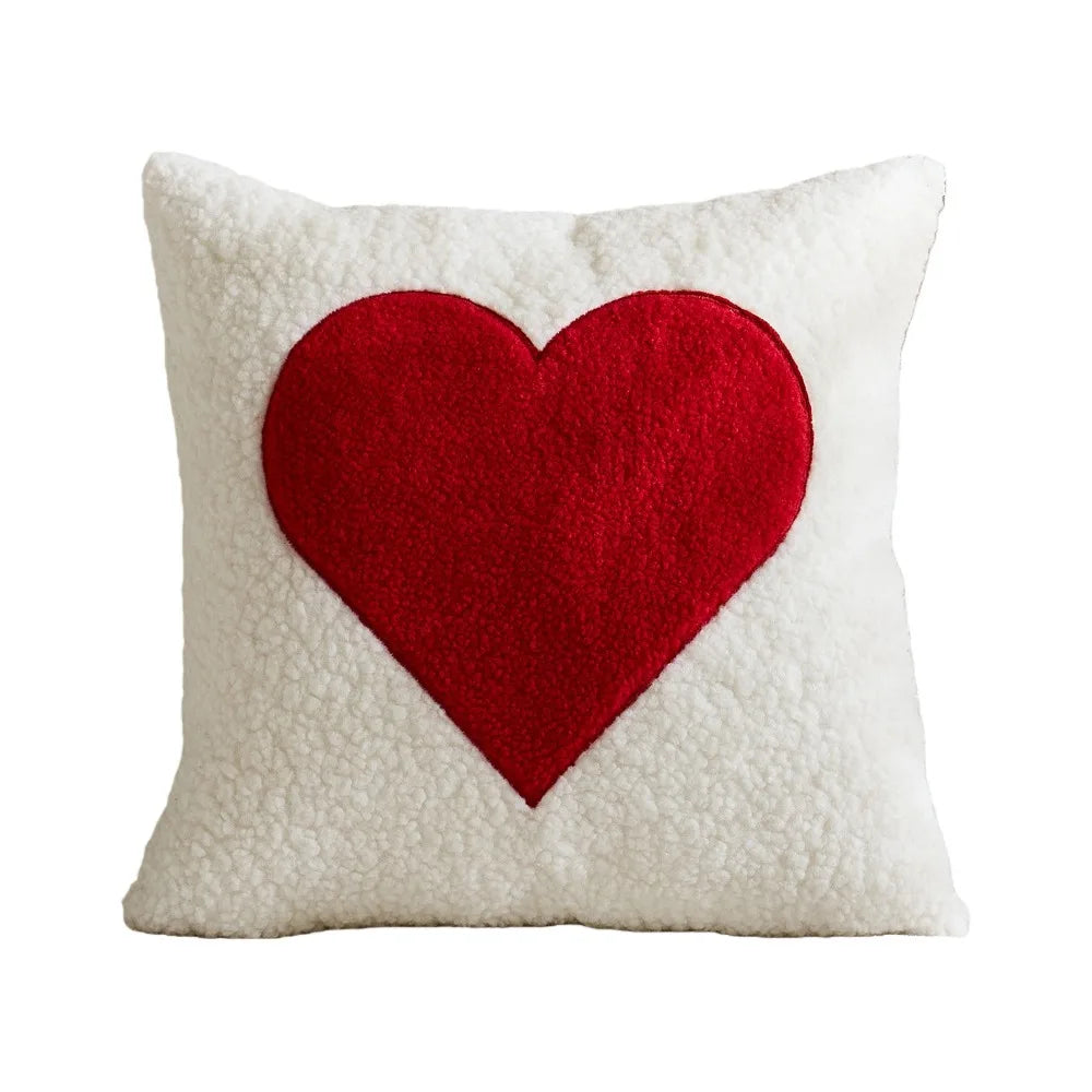 housse coussin décorative cœur rouge blanche moelleuse lit maison romantique cosy 45cm 45cm
