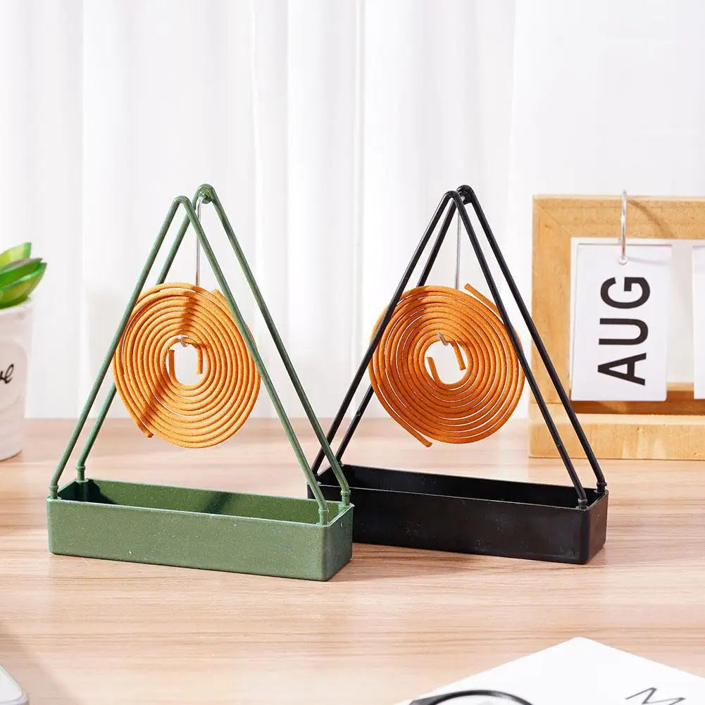 porte spirale anti moustiques couleurs vert olive noir orange minimaliste triangulaire calendrier bois bloc