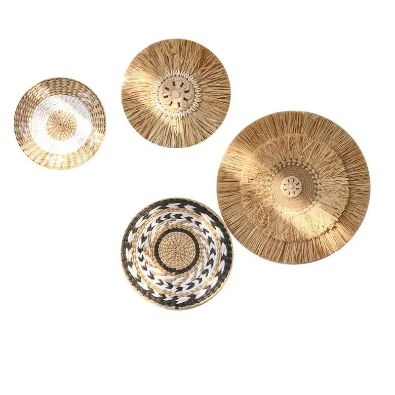 Assiettes décoratives boho tissées motifs géométriques naturel noir blanc fixations rondes