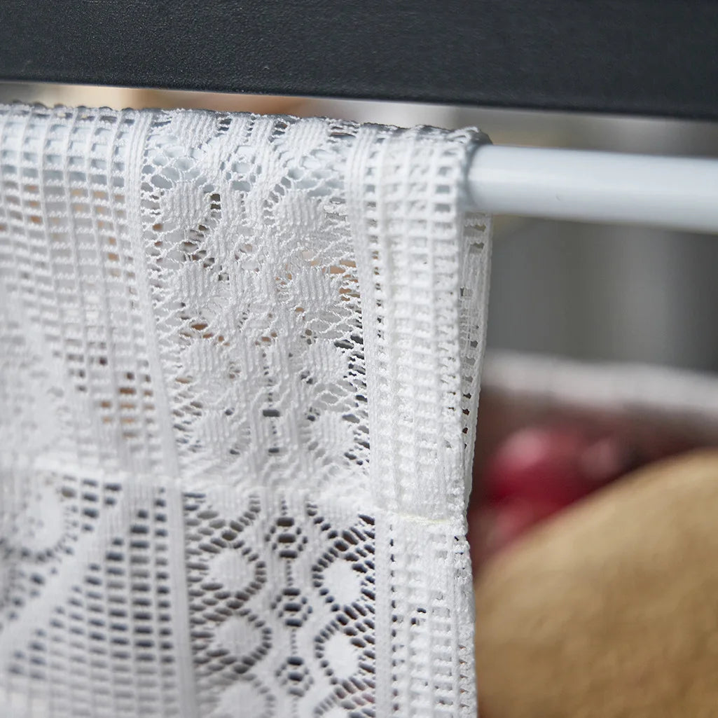 rideau vintage semi transparent brodé motifs géométriques tassellets blancs cuisine fenêtre polyester beigeclair