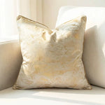 coussin carré jacquard géométrique contemporain beige gris bleu doré polyester 45x45cm