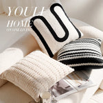 coussins oreillers moderne rayés blanc noir décor maison sergé fixations