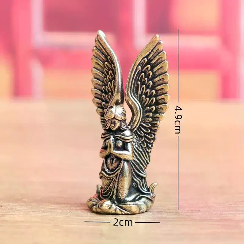 statue ange doré plumes détaillées drapé religieux miniature métal décoration erotique classique erotique français