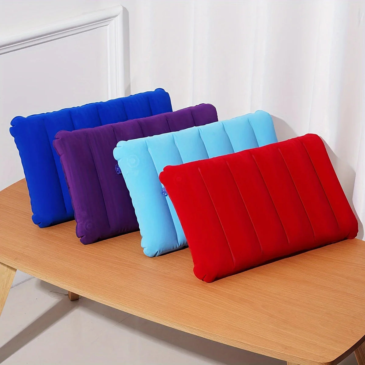 oreiller gonflable moderne couleurs variées vert gris bleu rouge violet texture douce