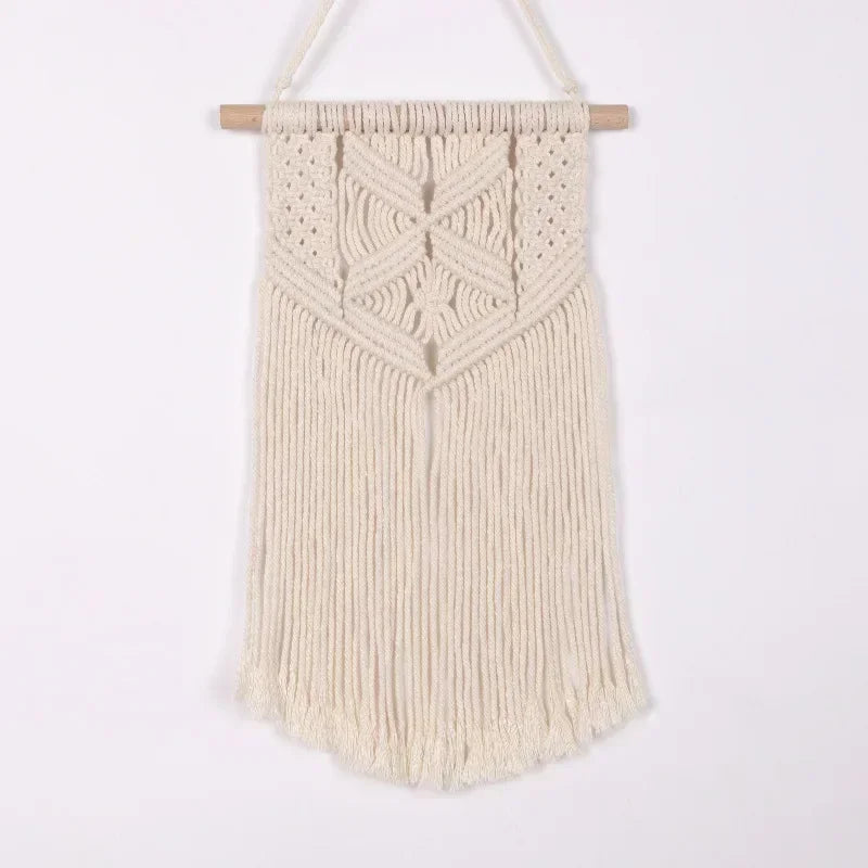 tapisserie macramé boho chic beige motifs géométriques franges moderne suspension maison