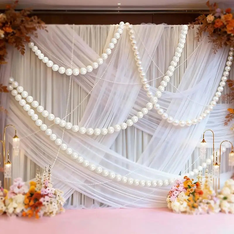 décoration mariage guirlande blanches roses poudrés vertes festive